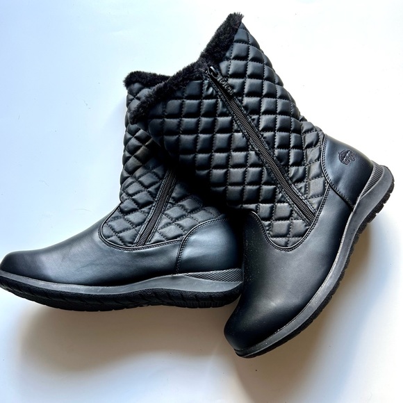 totes Shoes - TOTES MidCalf ZipUp Boot